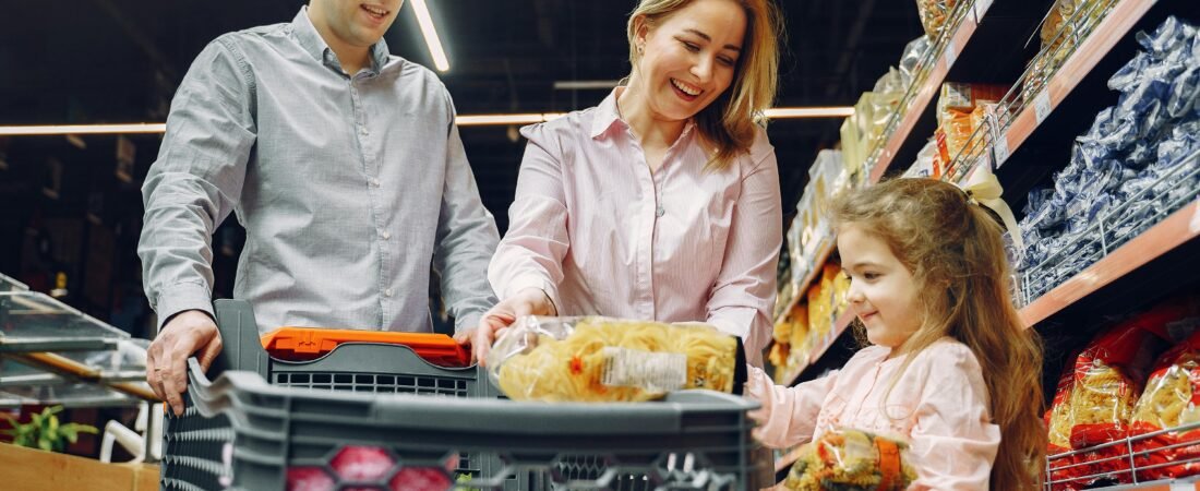 Practical Tips to Save Money on Monthly Shopping